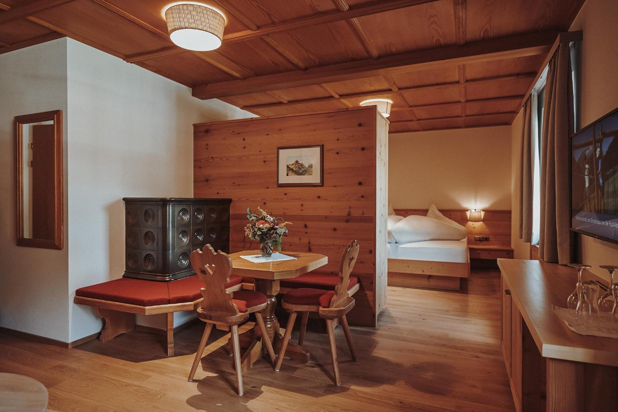 Hotel Austria เลคอัมอาร์ลแบร์ก ภายนอก รูปภาพ