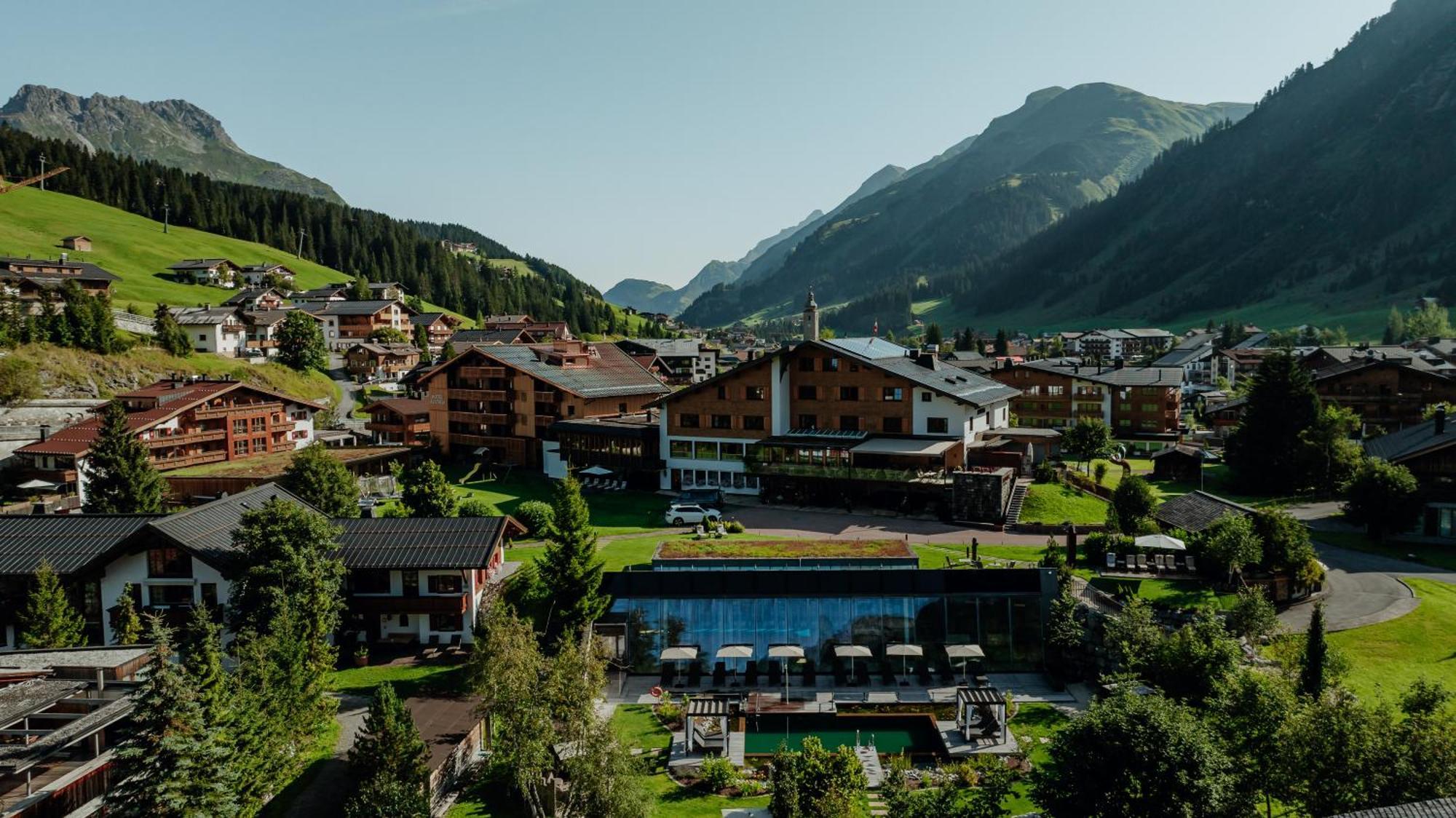 Hotel Austria เลคอัมอาร์ลแบร์ก ภายนอก รูปภาพ